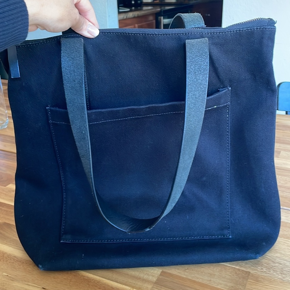 Everlane The Pocket Tote Bag unisex